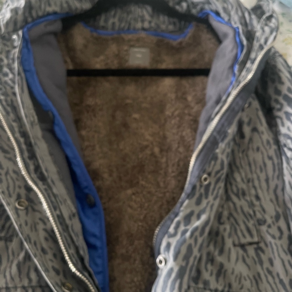 Gap lined gray jacket - Picture 2 of 4